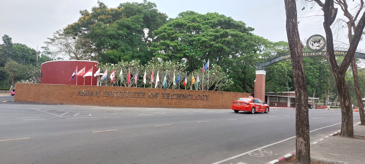 RosheeLC's tweet photo. A place I call home now☺️
Asian Institute of Technology
Life of a PhD scholar https://t.co/lbsxyRChWO