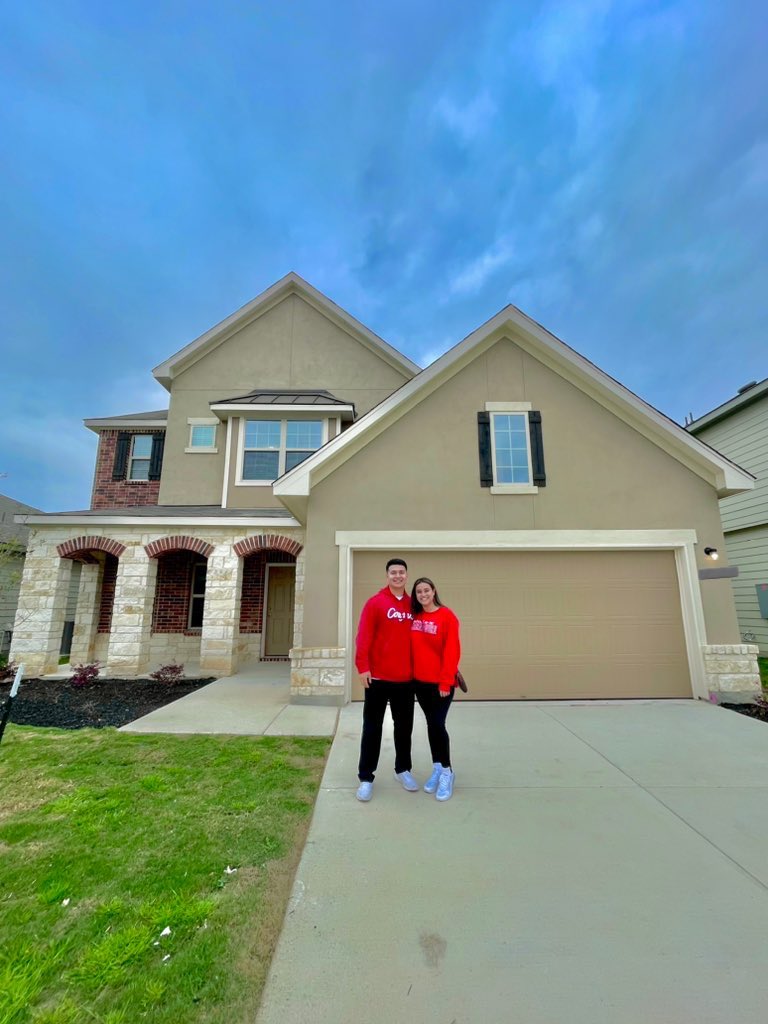 CoachCasias's tweet photo. Excited and blessed to share that my Fiancé and I purchased the home of our dreams at 22&amp;23 years old! Can't wait the endless memories to come.
Welcome to the Casias Household! https://t.co/3tKS8crAeD