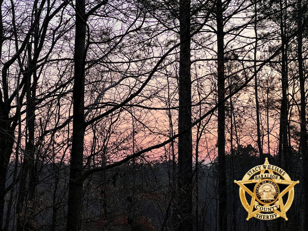 HaralsonSheriff's tweet image. Good Thursday evening folks, we have almost made it to the weekend! We hope everyone has a wonderful night. 

#GoodnightHaralson 
#SecureValuables 
#HCSO