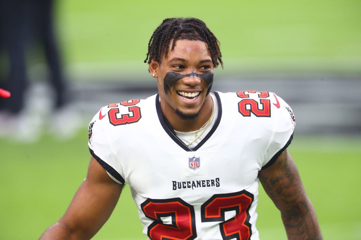 Vikings are in contract talks with former Bucs CB Sean Murphy-Bunting. 

Would be another addition to the secondary after already adding Byron Murphy Jr. 👀👀👀