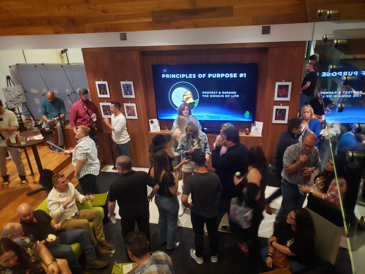 EarthLightSpace's tweet photo. Our launch party is happening @theCHIVE🎉 

#SXSW #WeRise #2Space4Earth https://t.co/ERBqUB3OIF
