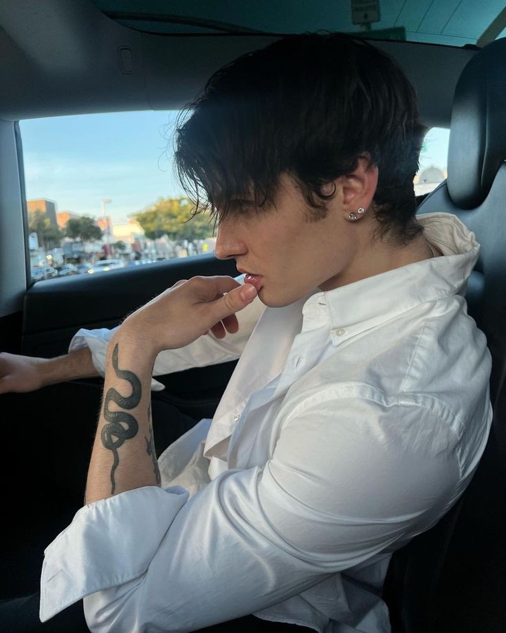 Ado ado ado, quem leu isso é viado. Sou lindo. 🥰