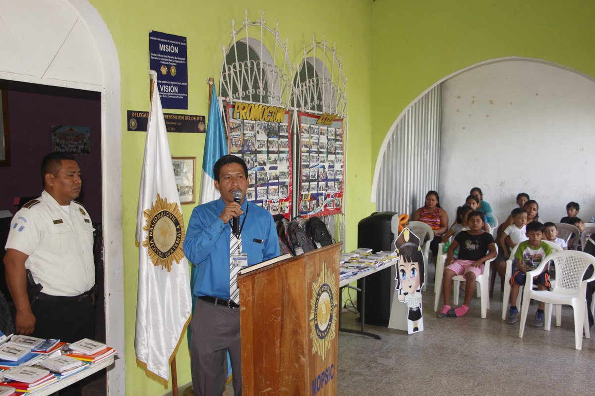 PNC de Guatemala on Twitter "Y en San Benito, Petén, en un acto