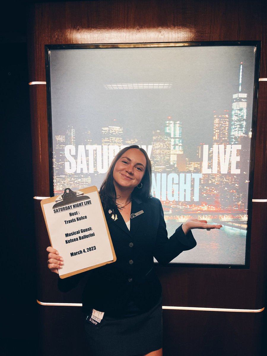 katiehopsicker's tweet photo. Excited to now be working on the Audience Team @LateNightSeth and the Talent Team @nbcsnl !!! https://t.co/HZXwJscYcs