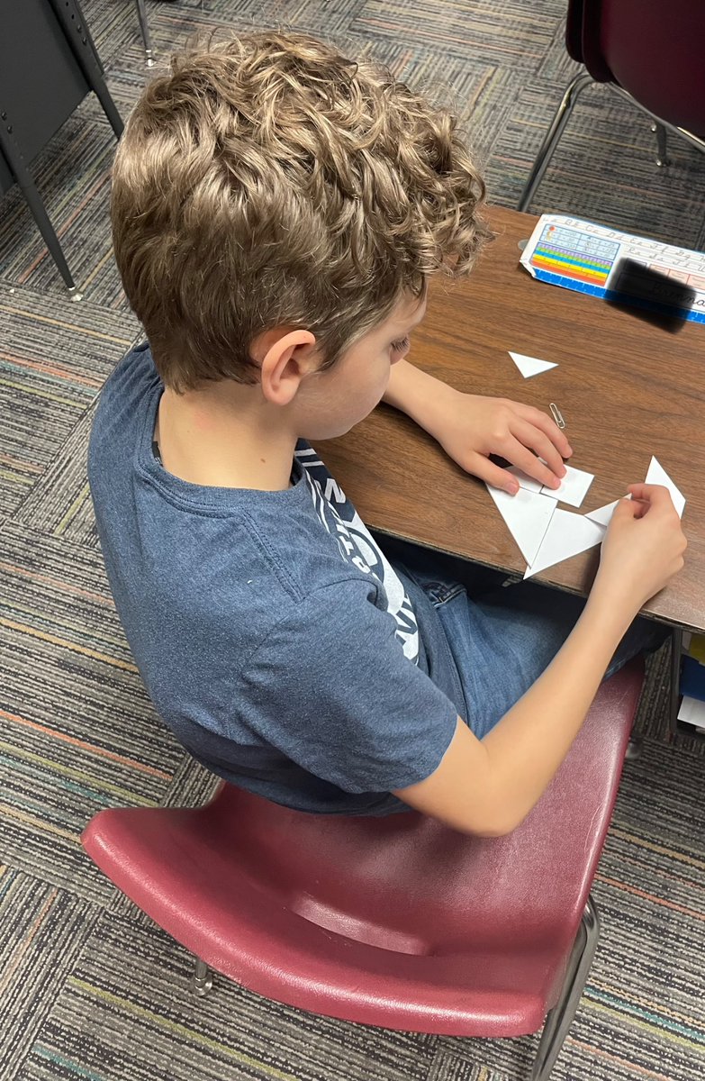 mrsTsung's tweet photo. We tried out some tangrams with our grandparent today while we focused on the trait of perseverance. #itsworthit https://t.co/7qvH5w8KuU