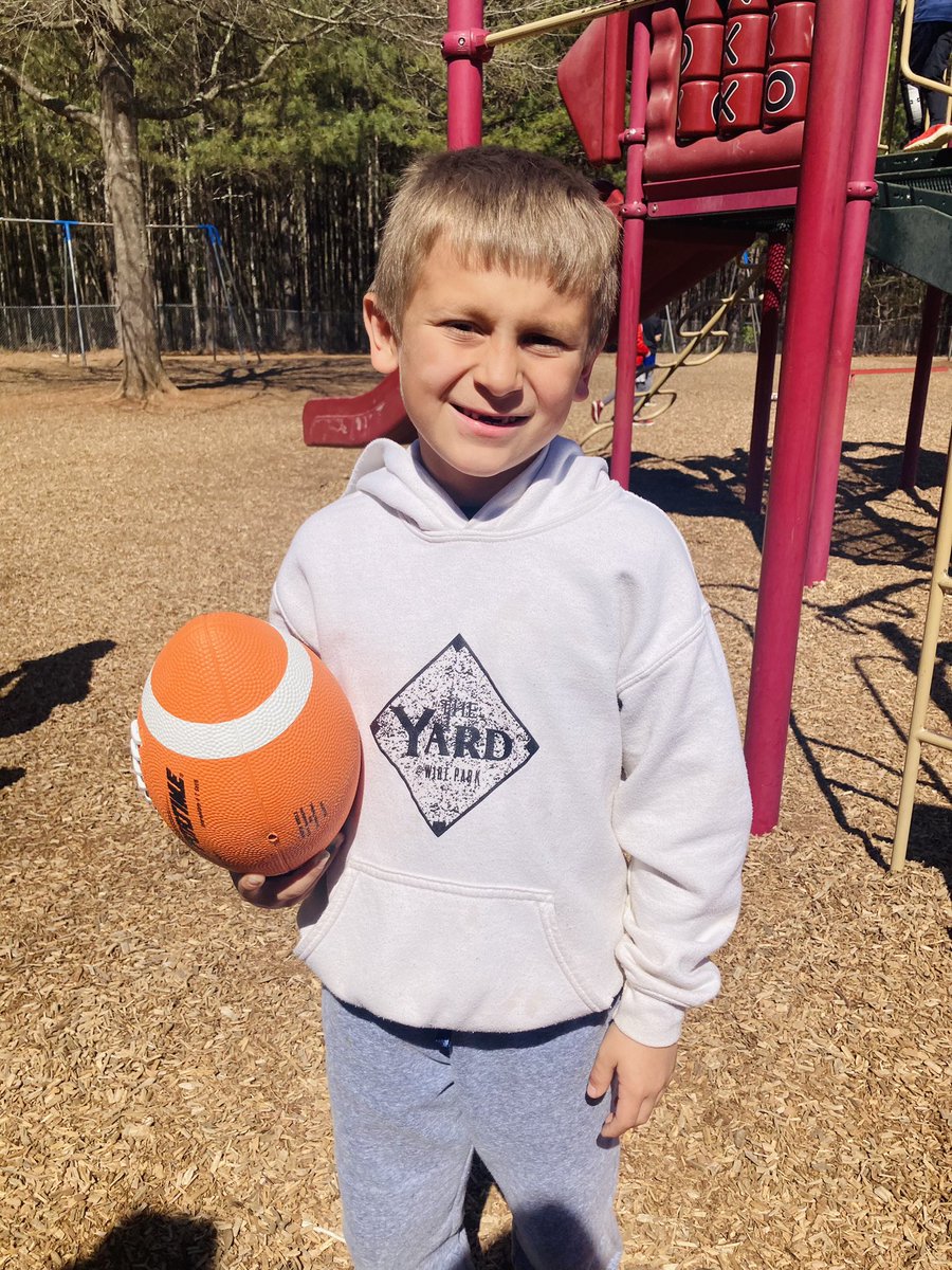 RBESRockets's tweet image. Thank YOU for helping us reach our spring fundraiser goals! We celebrated by using our new outdoor equipment, having extra recess, &amp;amp; then we topped it off with pies in the face! Indoor recess carts will be arriving soon! #springfundraiser #elementaryschool