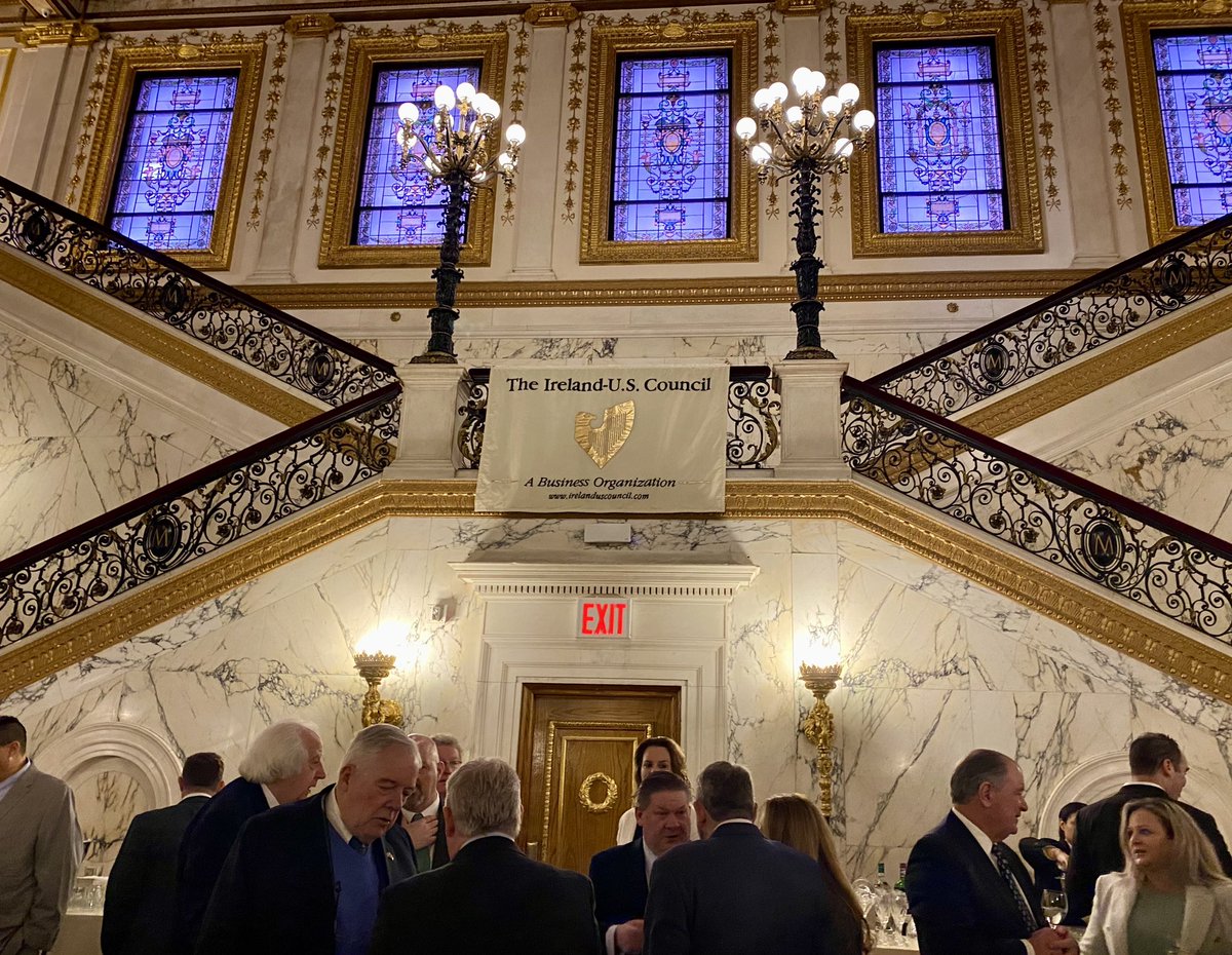 mauranolan's tweet photo. Wonderful start to St Patrick’s day celebrations @IREUSCouncil luncheon with @MichealMartinTD at the stunning Met Club NYC ! @TourismIreland @AerLingus #StPatricksDay2023 #metclub #irelanduscouncil #tanaiste #ThankYou https://t.co/RqIvvF2GpO