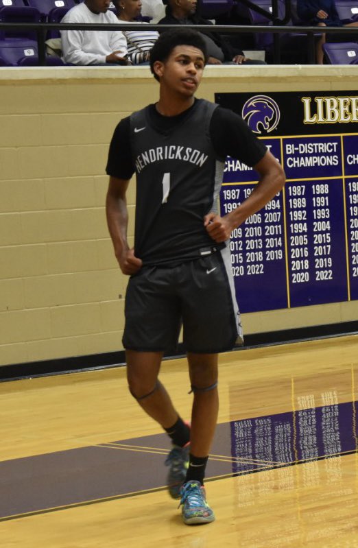 Hendrickson Hoops tweet media