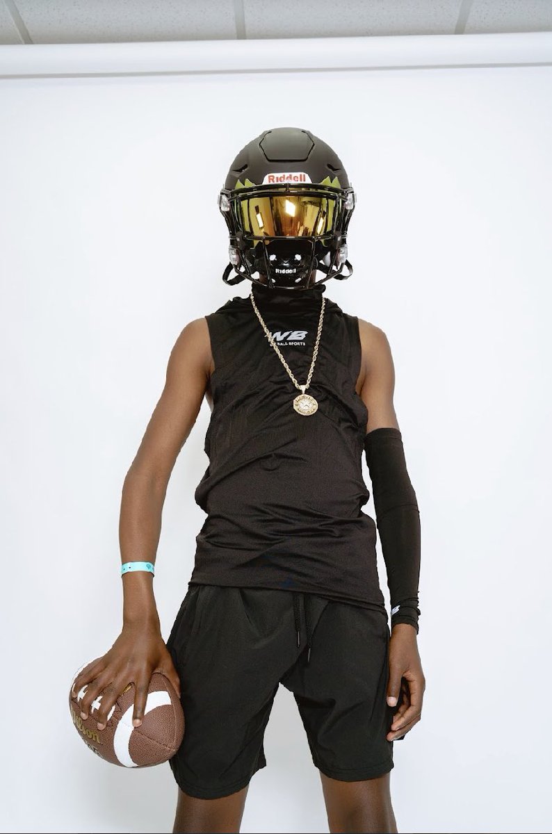 Couple pictures from my Photoshoot at Weball in ATL
<a href="/WeBallSports/">We Ball Sports</a>