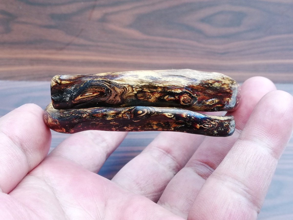 Romegemsandart's tweet photo. Brahma Akar Bahar Bracelet, Coral Root Bangle, Black Magic Resistant, Batik Patterned Bracelet https://t.co/pskxJ0sxLC #yes #no #coral #protectionbracelet #coralblack #batikpattern #healthbracelet #handmadejewelry #woodbracelet https://t.co/upGyGeuiCN
