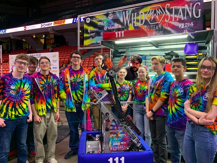 111wildstang's tweet photo. We had so much fun at the Midwest Regional last weekend and even got some pics with some @REVrobotics staff!!
#wsrp #WildStang #frc111 #omgrobots #friendswithrobots #TeamRev https://t.co/P5qKSYo66W