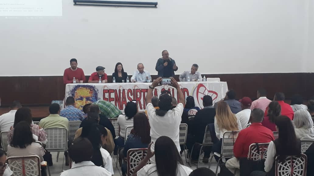 Fenasirtrasalud's tweet photo. #Hoy #16marzo en Caracas, Congreso Nacional de @Fenasirtrasalud con sus Organizaciones Sindicales, movilizadas y activas, en el Salón 13 de Abril  @Incret_Oficial https://t.co/RsFrz4eiI8