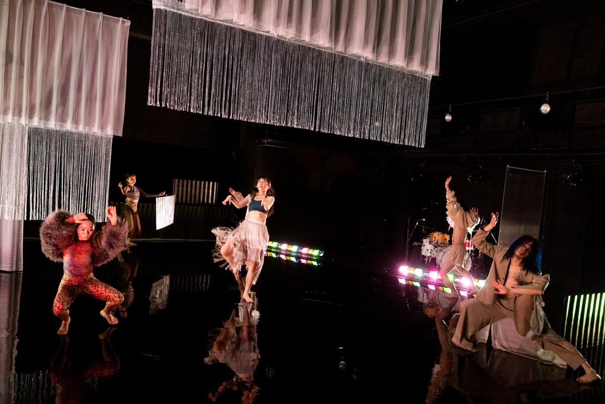BodyMap_'s tweet photo. 「ALIEN  MIRROR BALLISM」チケット情報3/17

本日17日金曜19：30開演、受付18：30
チケット残り少し、本日16：00まで受付。
【予約】https://t.co/xqfRCyoAR5
エイリアンの世界に駆けつけてください！！
3月16-17-18日　＠吉祥寺シアター
18日はより僅か。 https://t.co/l5Zr8xAVNf