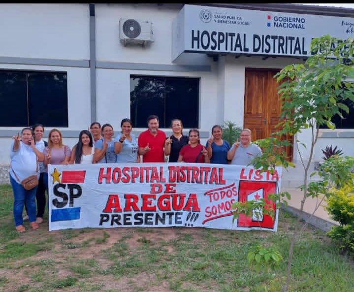 Tata_Beto_Py's tweet photo. Mientras tanto una mujer paraguaya daba a luz como un animal en el piso del hospital de iItagua.. gracias coordinadoras coloradas..nunca más. https://t.co/96XKfaCzG9