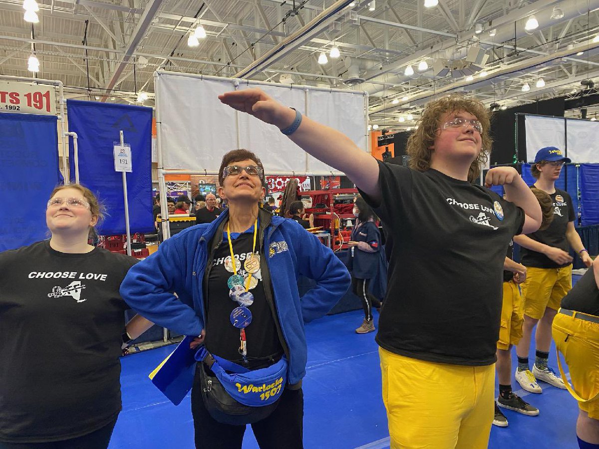 Warlocks1507's tweet photo. Day 1 at FLR was a success! We practiced, adjusted &amp; had fun! #Robotics #chargedup #firstrobotics #omgrobots https://t.co/79IHeNDeUp