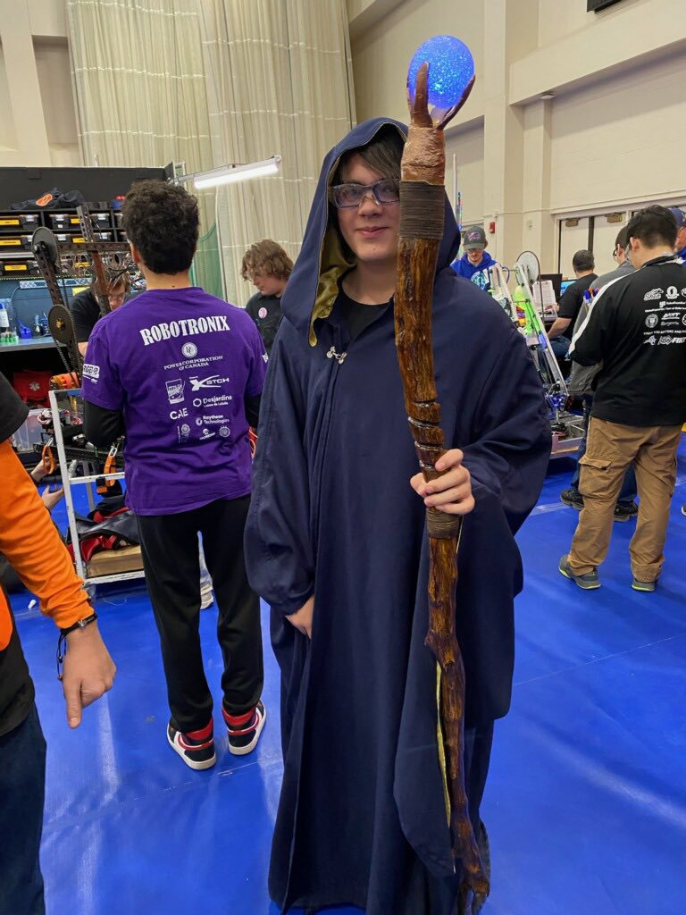 Warlocks1507's tweet photo. Day 1 at FLR was a success! We practiced, adjusted &amp; had fun! #Robotics #chargedup #firstrobotics #omgrobots https://t.co/79IHeNDeUp