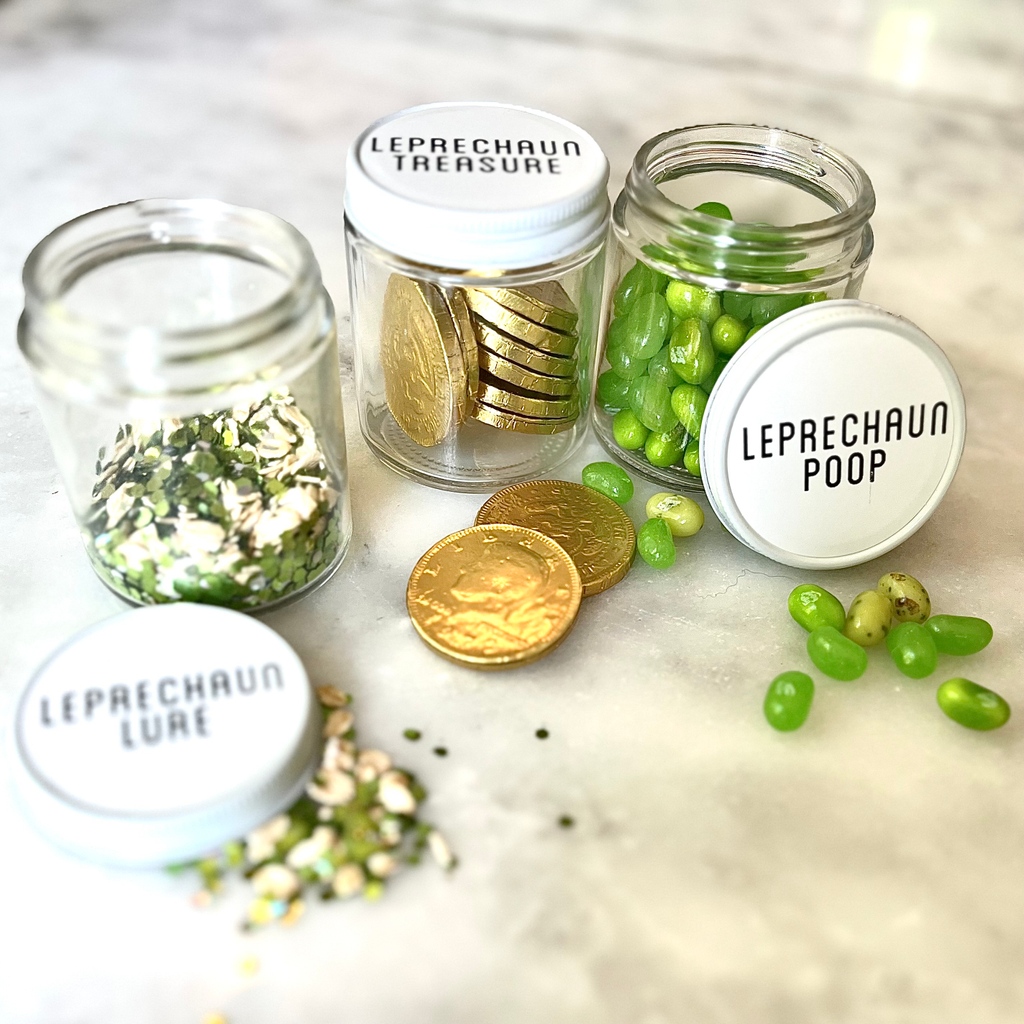 Blisshaus Recipe: Leprechaun Lure

To attract leprechauns, mix rolled oats with compostable glitter. 
Sprinkle the lure in front of your house. 
If you're lucky, they'll visit you &amp; leave treasures. Turns out they poop green jelly beans!

#Blisshaus - Pretty #pantrywithapurpose
