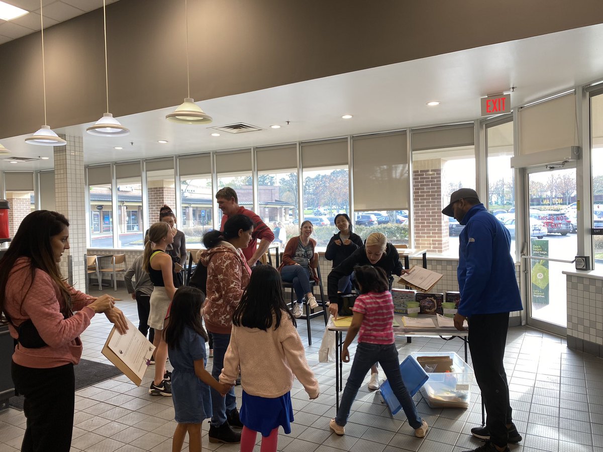 We had a great K-2 Math Night at Publix tonight! Thank you to Ms. Martin, Ms. Wright, Mrs. Edwards, Coach Kearney, and all of our families for coming! Special thanks to Katie Tarrance and Jaime Condie for planning such a great event!
