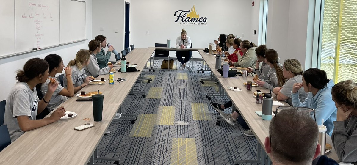 So grateful to have CSM Coach Blake <a href="/CoachKB94/">Kaylee Blake</a> come talk to us today about our mental game. Thanks for the advice and tips! We had some great discussion afterwards too! ❤️🔥🥎