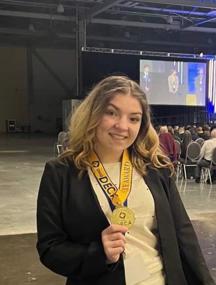 We are so proud of our <a href="/LakeShoreCP/">Lake Shore Compact</a> Career Tech students participating in the state level DECA competition. Congratulations to all of them &amp; their dedicated teachers! <a href="/MentorHigh/">Mentor High School</a> @MentorSchools
facebook.com/10006376002279…