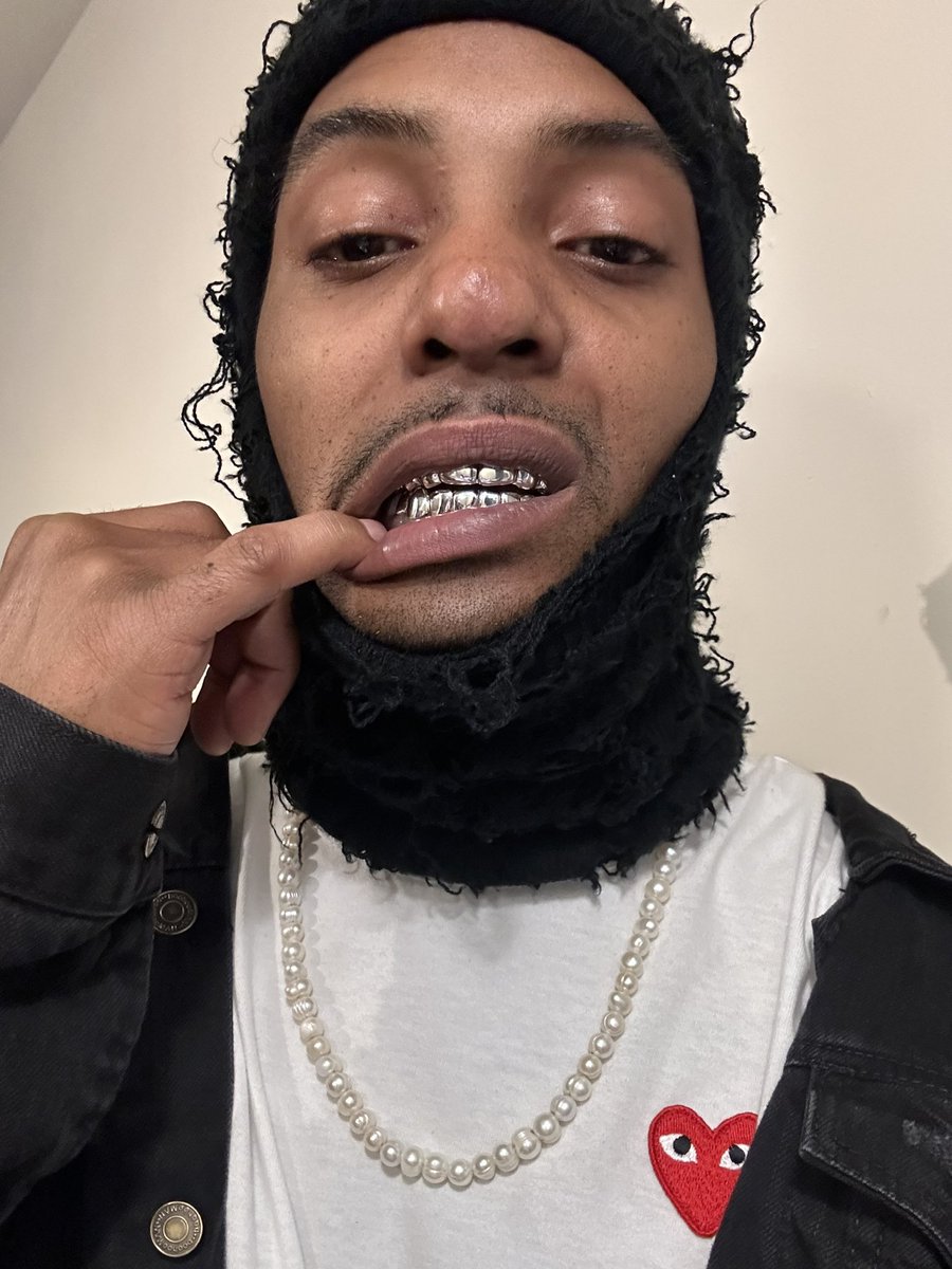 franceau__'s tweet photo. Comme Des Garcons This Is Not Chrome 🚫🙅🏽‍♂️ https://t.co/VMX7TRItlg
