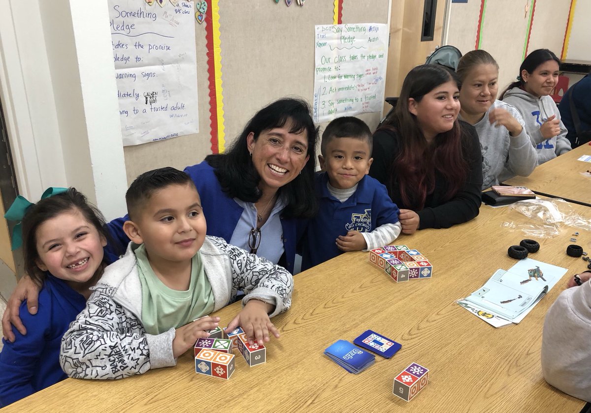 These ⁦<a href="/YorbitaCheetah/">Yorbita Principal</a>⁩ LOVE playing games with their teacher Ms. Bermudez! #WeAreRUSD ⁦<a href="/_JulieMitchell_/">Julie Mitchell</a>⁩ ⁦<a href="/CotsenAoT/">ART of TEACHING</a>⁩ ⁦<a href="/RowlandSchools/">Rowland Schools</a>⁩ #FamiliesMatter