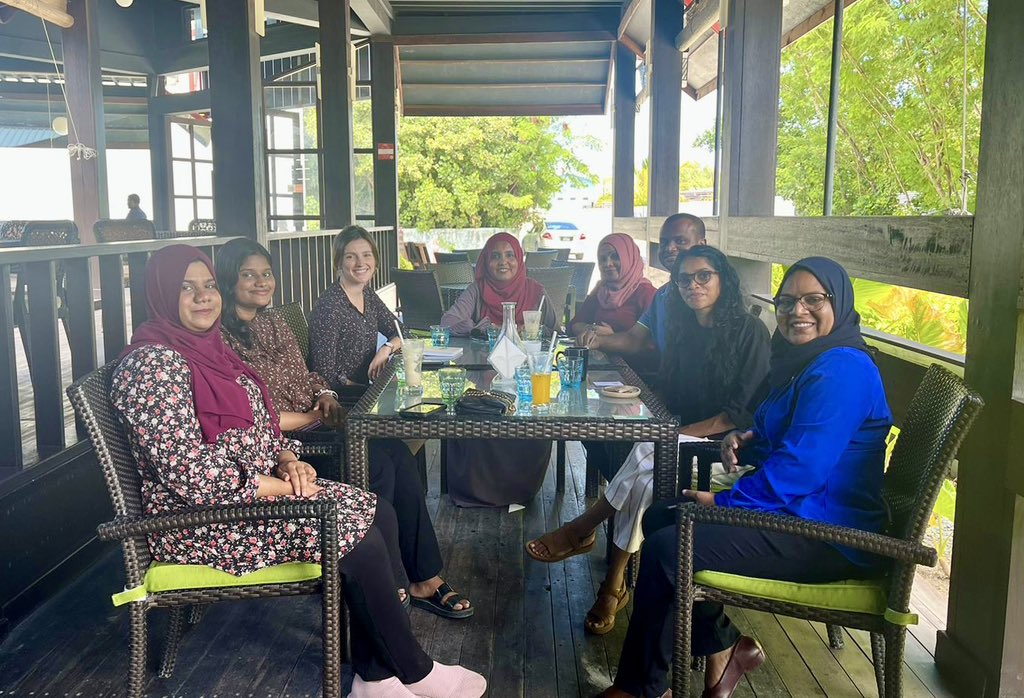 #Addu’s CSO community is a seriously passionate bunch! Inspiring to kick off the HC team’s visit hearing how groups like @AdduWomenA @SCEAM5 and @veshisaafu are supporting their community to foster well-being and connection, build practical skills and protect the environment 💪🏼🇲🇻