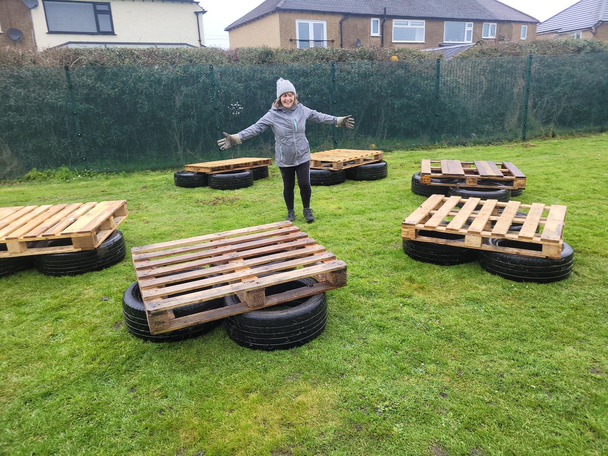 HBJSCH63's tweet photo. Thanks to the support of our dedicated staff we now have the beginnings of two outdoor classroom spaces. #HBJSNATURALCURRICULUM #HBJSOUTDOORLEARNING https://t.co/7hjcbG9tXh