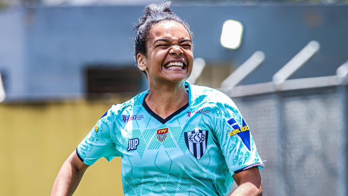 This week #TenacityMagazine caught up with <a href="/RebeccajoyAdam3/">Rebecca- joy Adams</a>, the first South African female footballer to sign for a Brazilian professional team.

She talks to us about her journey as a professional football player in the land of samba.

READ MORE: tenacity-mag.co.za/rebecca-joy-ad…