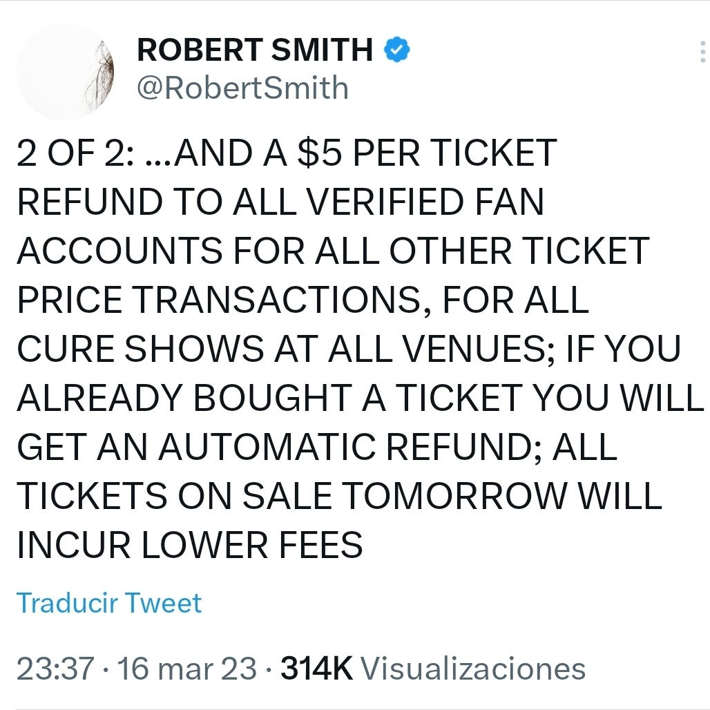 CriadoEnterado's tweet photo. 👏👏👏  ROBERT SMITH acaba de hacer historia al plantar cara a Ticketmaster/Live Nation y lograr que devuelvan a los fans hasta 10 dólares del precio de las entradas de esta gira de THE CURE. 🎩

Friday, I'm in love with you, Robert. https://t.co/4ilC6ONnxN