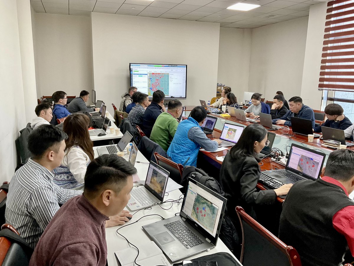 MAPSS_Project's tweet image. Week 1 of the MAPSS training workshop in #digitalarchaeology supported by @ArcadiaFund, held at the #ChinggisKhanNationalMuseum.
Covering #opensource softwares @qgis and @archesproject for a sharp and engaged group of Mongolian archaeologists and heritage professionals.