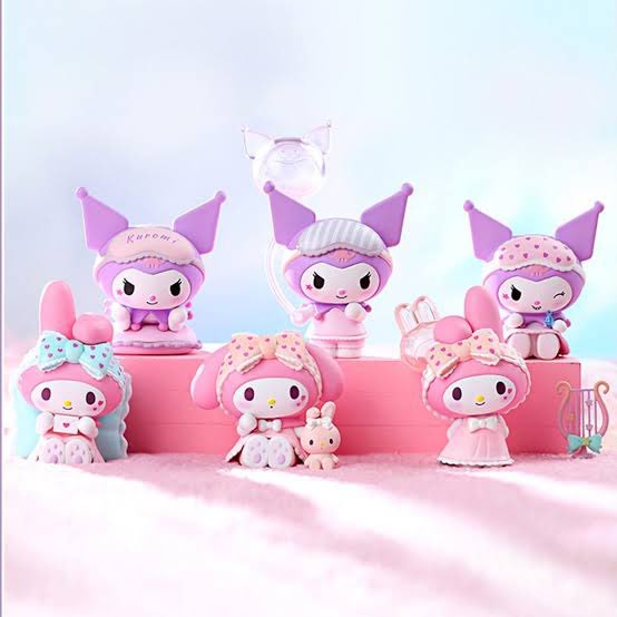 chaporkit_usa's tweet photo. ★ .•° พร้อมส่ง 🛼✨

KUROMI &amp; MY MELODY pajamas sweetheart blind box

สุ่มกล่องละ 350 ฿ 

ยกbox 2,050 ฿ (ได้ทุกแบบ)

🪄 น้องเป็นซีรีส์ชุดนอนน่ารักมาก🥺
🪄 มีการ์ดให้ทุกกล่อง
🪄 มีสิทธ์ลุ้ซีเครตทุกกล่อง

📮 40 / 60 

สนใจเดมคั้บ🧸

 #ตลาดนัดsanrio #ตลาดนัดซานริโอ้ #คุโรมิ https://t.co/6pdi3oGG1Z