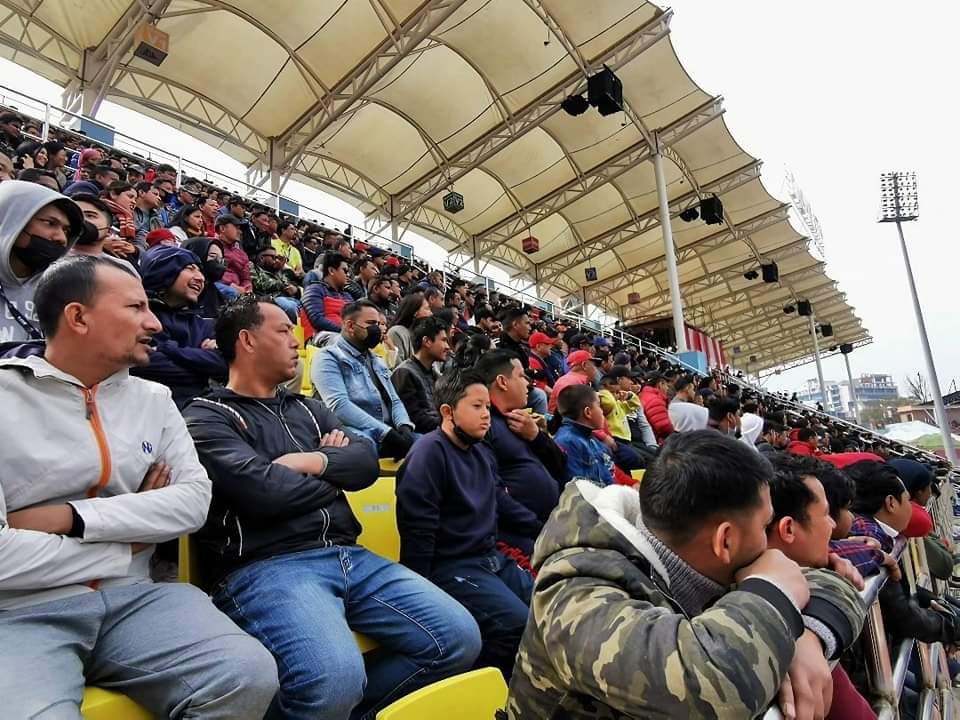 अब फुटबल हेर्ने हैन त? :Two matches in A Division League today, Church Boys United vs Champions Machhindra Football Club at Chyasal Stadium, Time 2:30 PM

Three Star Club vs Jawalakhel Youth Club at ANFA Complex, Time 2:30 PM.