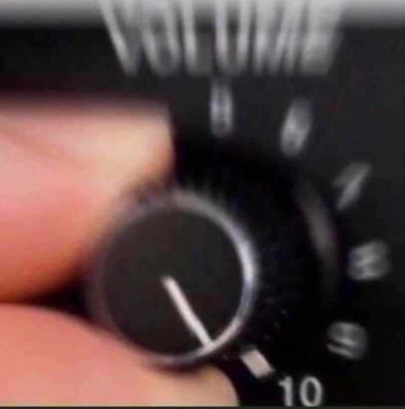 gio__palace's tweet photo. Eslabon Armado Song finally dropped 😫 https://t.co/n48nn7McLJ