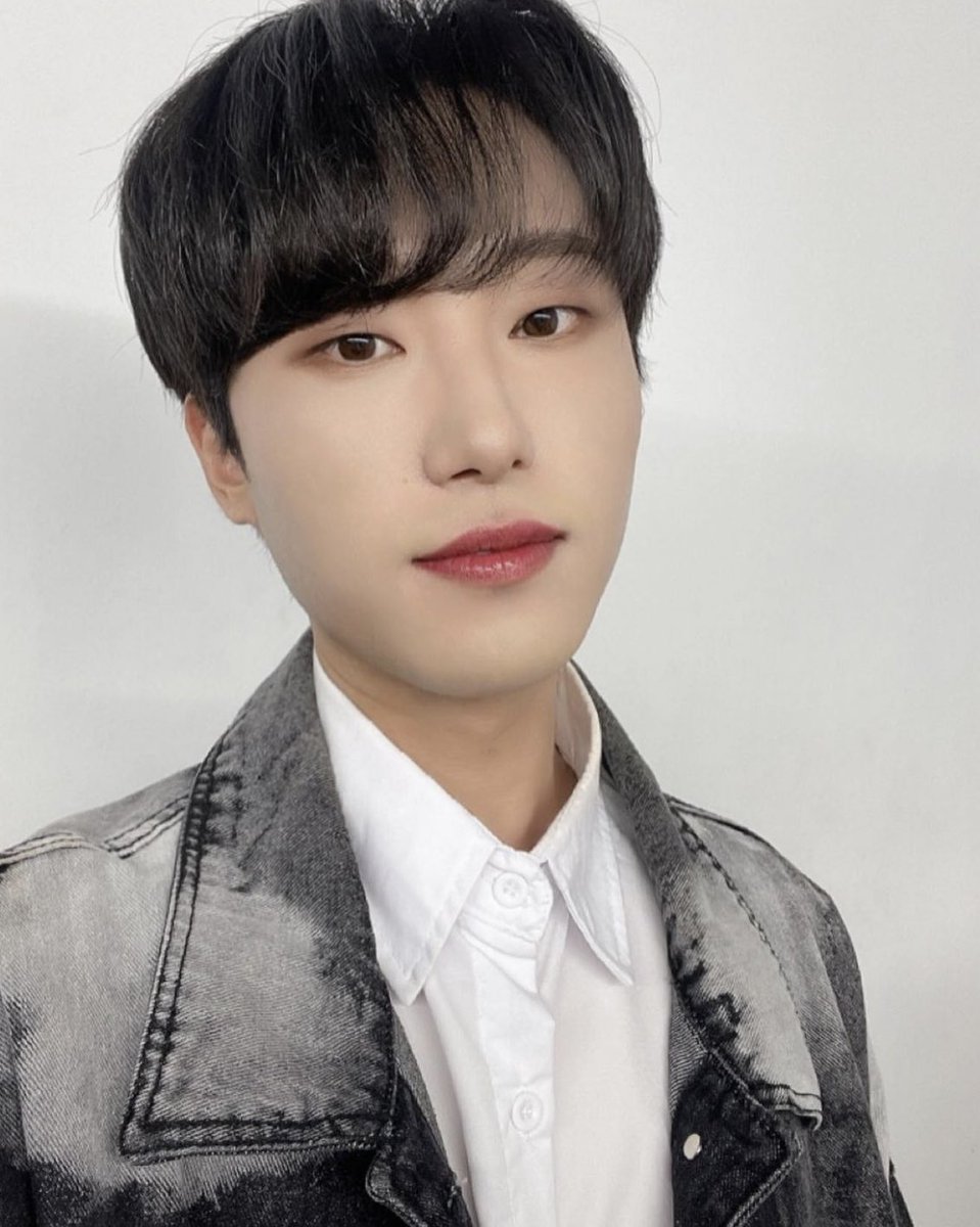 woobinsfate's tweet image. happy first ever pairing selca day 🥰

#patternselcaday #pairingselca #pattern_official #pairinglovesyou #PATTERN #PRSD #패턴