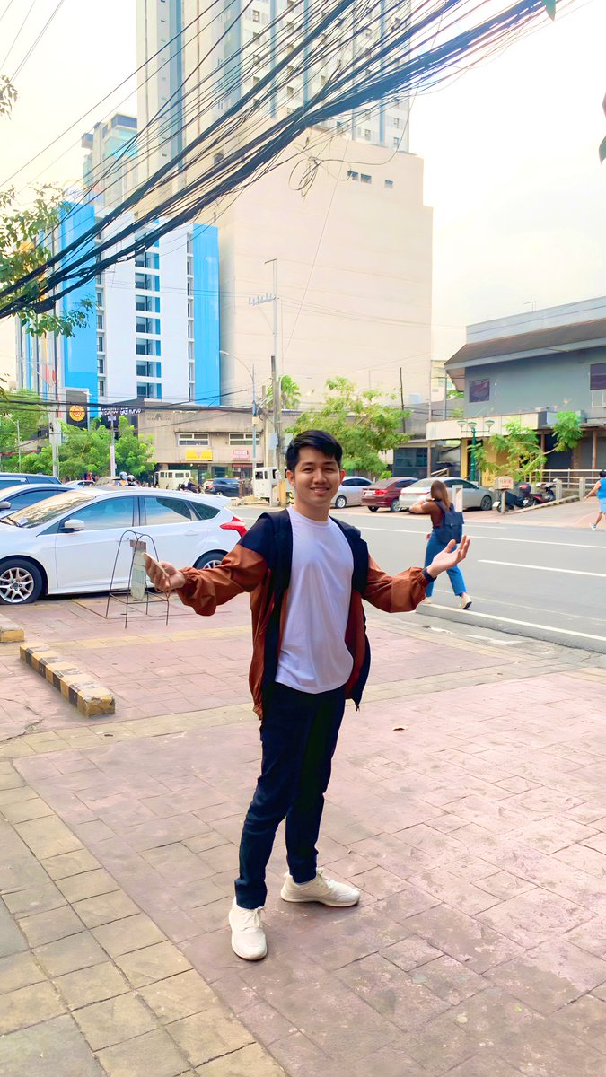 Romeadvincula's tweet photo. 📍Tomas Morato https://t.co/9JynpEDxgg