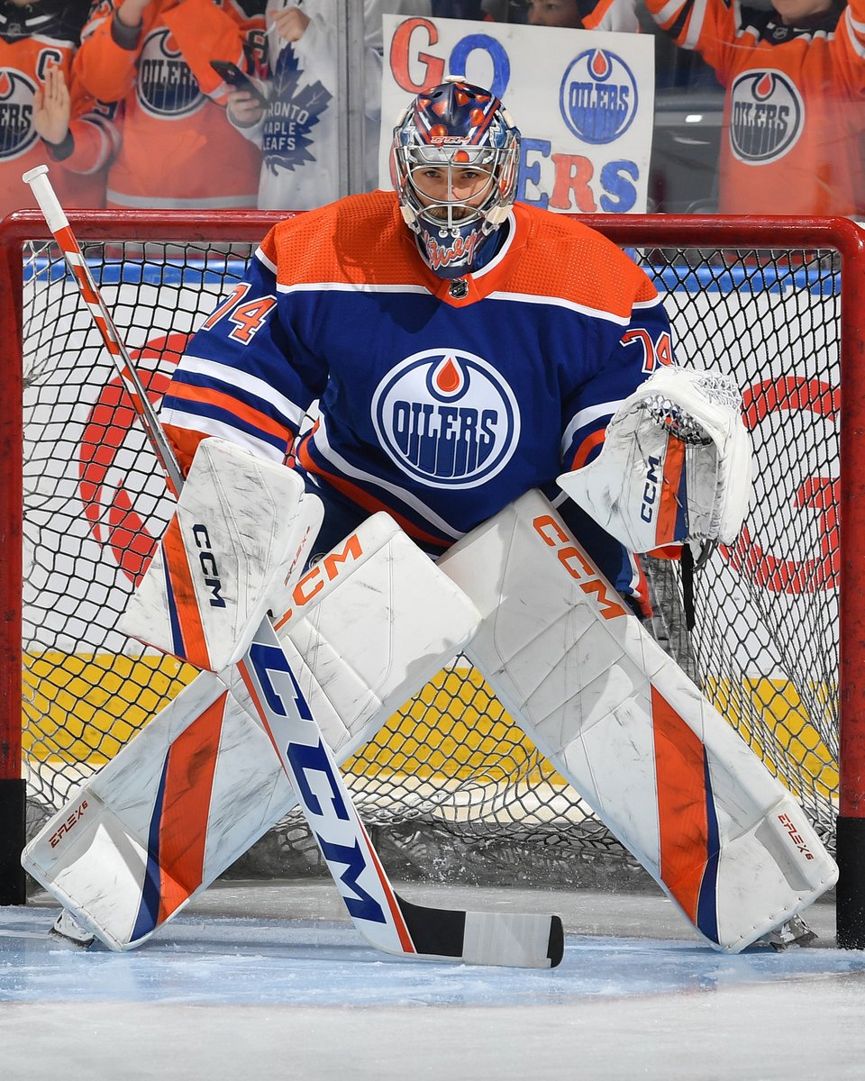 1 like = 1 pad tap for our first star of the night 🌟