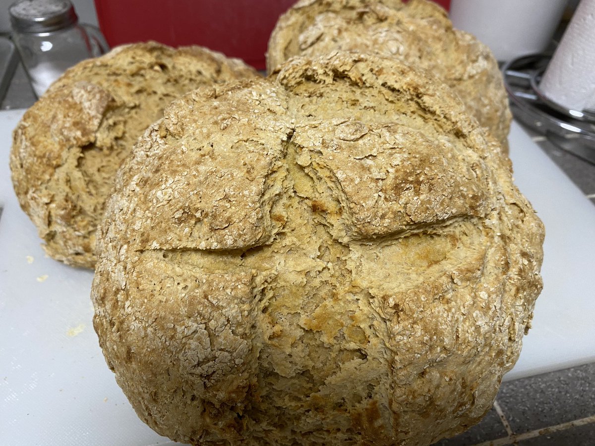 CelebChefEva's tweet photo. ☘️Irish Soda Bread Ready For St Patrick’s Day☘️
#celebritychefeva #irishpride #irishinla #calirish #westcoastirish #eringobragh #blarney #navychef #navyvet #navyveteran #shenanigans #culinarycomedy #tomfoolery #yummylicious #cookingshow #evaandjoey #irishsodabread #stpatricksday https://t.co/rBcTzcUBwF