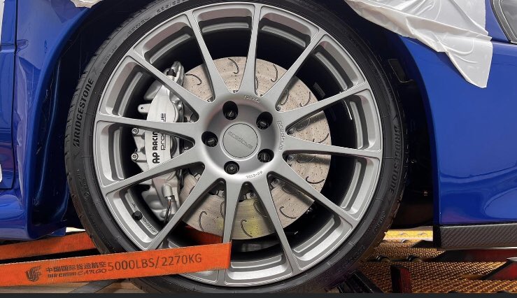 kotoyoichiro's tweet image. ほぼ1億円の車.....
デリバリーが始まったようです。😬
納車場所はシンガポールだそうです🇸🇬😬←流石お金持ちの国...