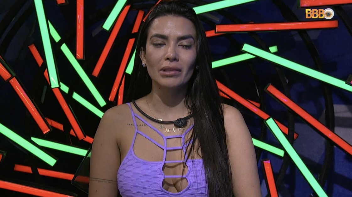 Dantinhas's tweet photo. Dania falou que lembrava da situação que teve com o Guimê, mas não quis contar pra ninguém porque tinha medo pra não acontecer nada com ele ou a esposa dele aqui fora.
A produtora alertou que ela não tem que ter pena de ninguém, que ela não fez nada de errado e que as regras do Big Brother Brasil são muito rígidas #BBB23