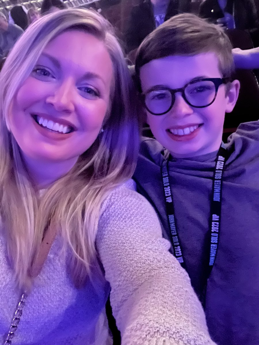 When <a href="/JohnMayer/">John Mayer</a> doesn’t come to you, you grab your best guy and go to <a href="/JohnMayer/">John Mayer</a>! DC to Jersey #roadTrip #solo