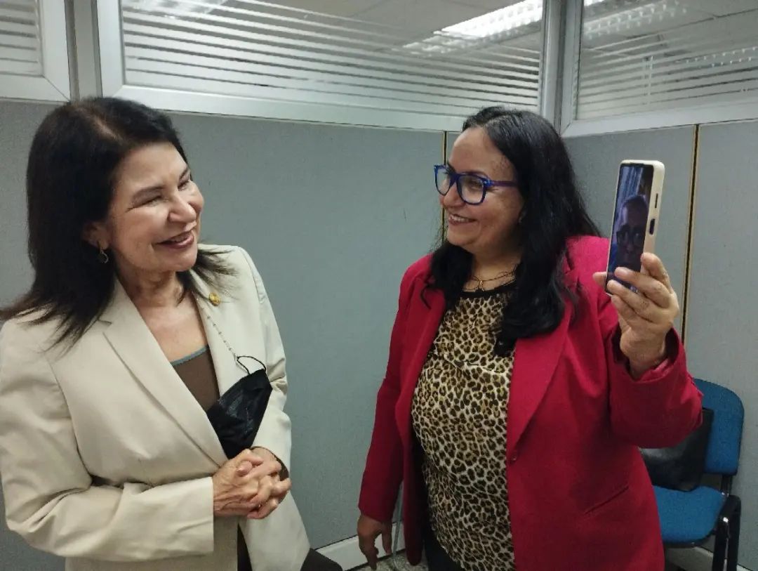 1er. Consejo Central de Extensión 2023 con los Directores de Extensión, de las Facultades y Núcleos, y la nueva Coordinadora Central de Extensión, Dra. Romina De Rugeriis, 
el encuentro contó con la asistencia de la rectora de LUZ, Dra. Judith Aular de Durán.
Fotos: <a href="/LUZadn/">LUZ AdN</a>