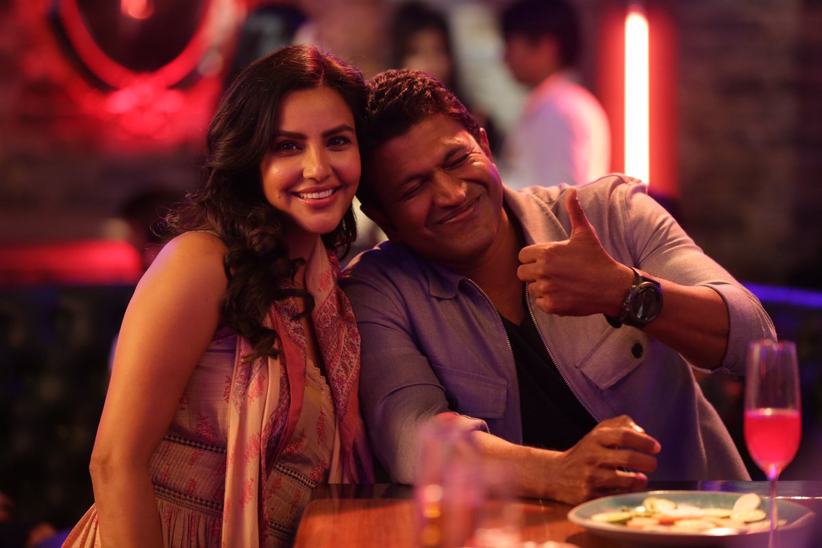 PriyaAnand's tweet image. Happy Birthday My Dearest Appu... ❤️

Today and always we remember the difference you made.. We still celebrate you every single day!

Memories of you always bring a smile to my face.. Forever in my heart until we meet again.. ❤️