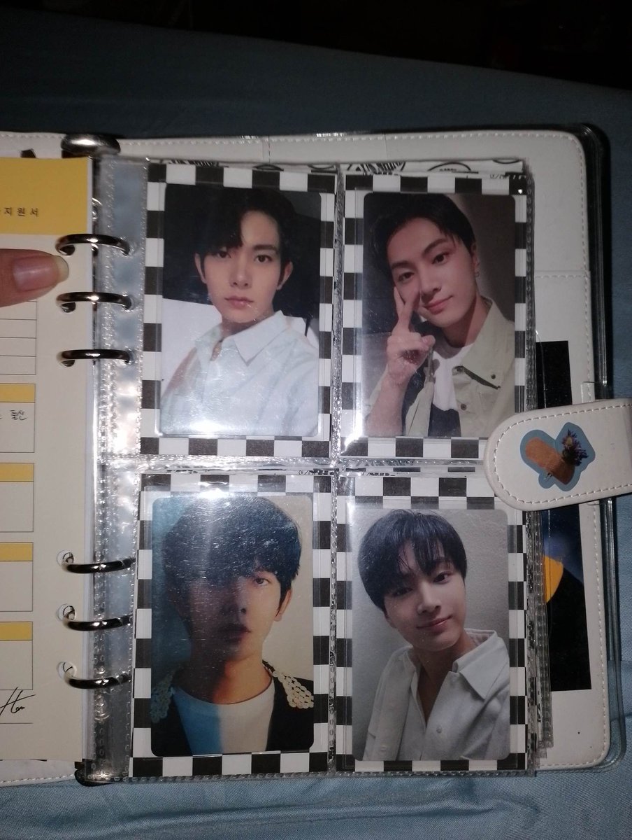 AllyJung05's tweet photo. Might lapag this Enhypen PCs soon. April 1st week siguro.

Reason: Wala ng sparks, just attachment nalang. 

Set if ever. Para di masakit un pag let go.
Pricey sya, thats one thing! Mahal ang SG21 JP Fleet YZY Enniv T:D and Jay Specs. Bala na bashers mahal ko na bili tong mga to. https://t.co/hkYpyAZ0Kb