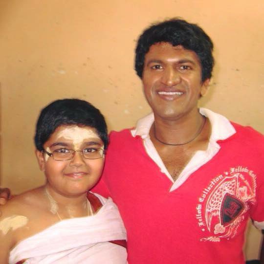 ಎಂದೆಂದಿಗೂ ನಮ್ಮೊಂದಿಗೆ ಅಪ್ಪು ಸರ್ 💛❤️
#InspirationDay #HappyBirthdayAppu #Appu #PuneethRajkumar #PuneethRajkumarLivesOn #PowerStar #KarnatakaRathna #HappyBirthdaypuneethRajkumar #AniruddhaSastry #Jackie #Mar17 #appuforever #AppuBoss #Appufans #prk #pspk #psprk @PuneethRajkumar