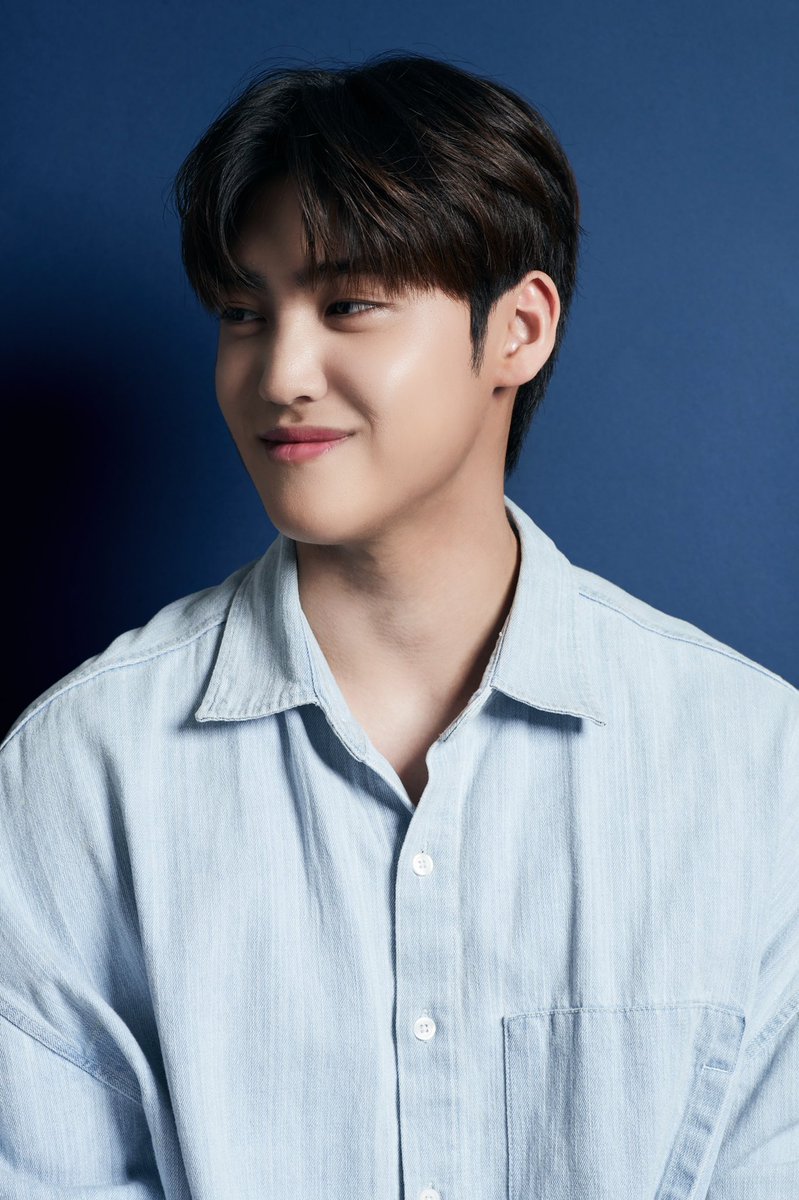 사탕보다 상큼한 송유빈의 선물은 끝이 없네
오늘도 송유빈과 함께 달달한 하루 보내세요🤞🏻

-
#송유빈 #SONGYUVIN
#사탕보다_송유빈
#생각이_많을땐_유빈사탕이지