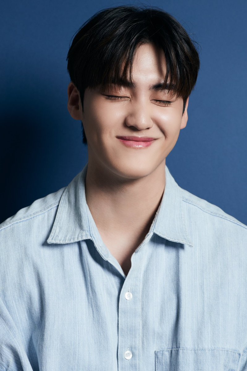 syv__official's tweet photo. 사탕보다 상큼한 송유빈의 선물은 끝이 없네
오늘도 송유빈과 함께 달달한 하루 보내세요🤞🏻

-
#송유빈 #SONGYUVIN
#사탕보다_송유빈
#생각이_많을땐_유빈사탕이지 https://t.co/Ilwm5PlKwi