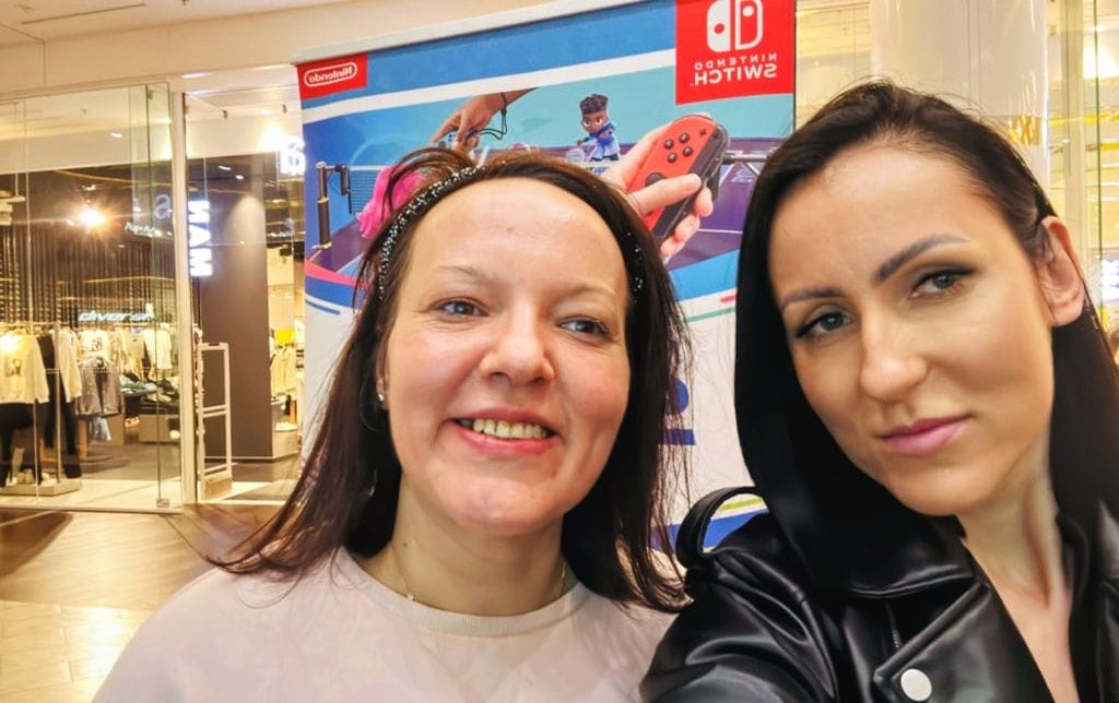 annakawska79's tweet photo. Dzień dobry i miłego dnia 🥧🍩🍿☕. Moja kochana Paula ❤️🤎♥️💖💚.
#przyjaciòłka #friend #fruends #piątek #weekend #weekendvibes https://t.co/5WBZyHeJYe