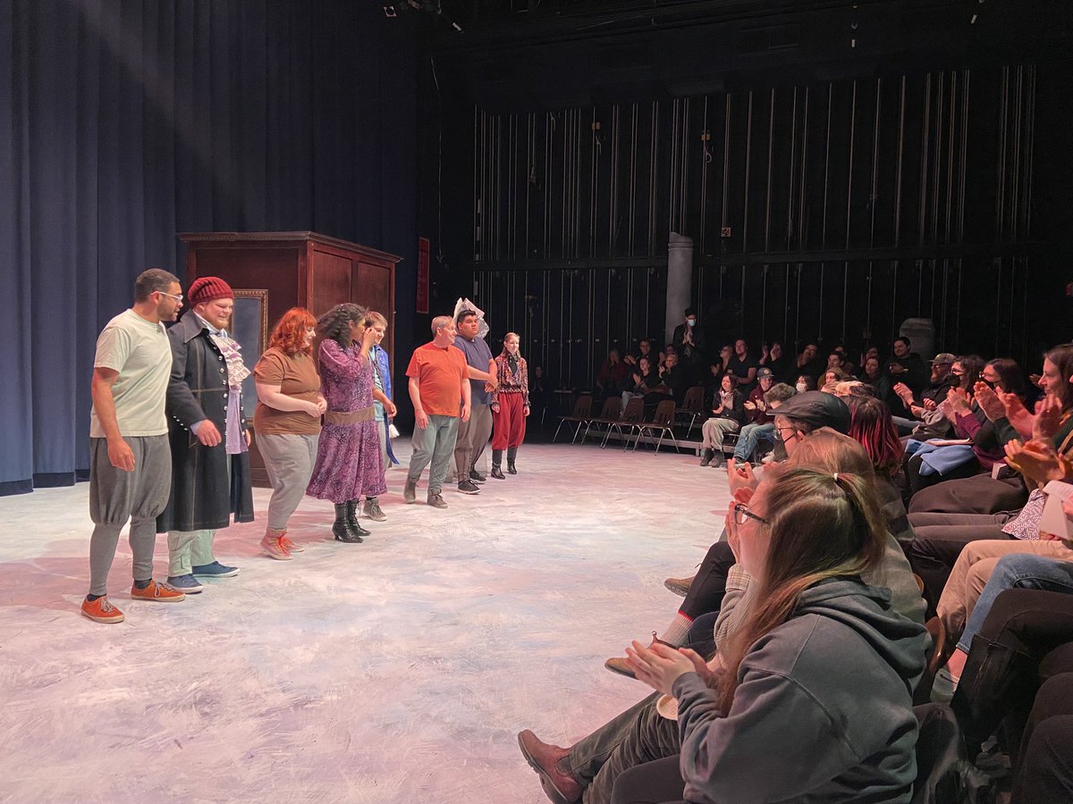 CVAF_Regina's tweet photo. .@UofRegina drama students take on #VirginiaWoolfe’s challenging ‘Orlando’ and crush it.
No budget. Huge talent.
Excellent night on the stage of dreams.
#YQR #Theatre #Bloomsbury. #Woolfe #SKculture https://t.co/Wz3Rd3Zg0u