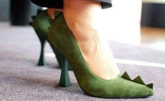 Vane_MT7's tweet photo. Las zapatillas perfectas no exis…
#JesusEnUNIFE34 
#UNIFEsaurio 
Jajajaja https://t.co/B8BhjGggDi